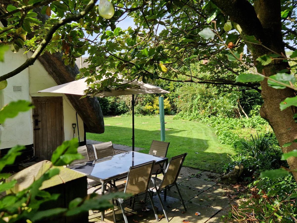 Delightful 3Bed Thatched Cottage Stockbridge  Exterior foto
